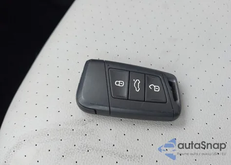 2021 Volkswagen Jetta 1.4T R-Line/1.4T S из США, поврежденный, VIN 3VWN57BU1MM065701